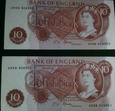 🔹 Pair of Bank of England 10 Shilling notes. Circa - 60's