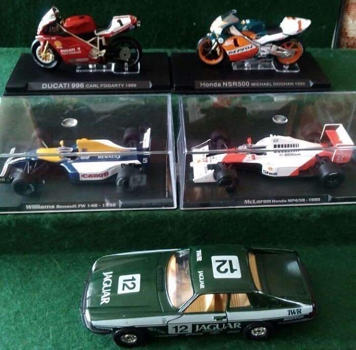 • Modern sporting vehicles. These diecast models have great detail. Every detail has been painstakingly detailed, so that your model will looks exactly the same as the real thing.