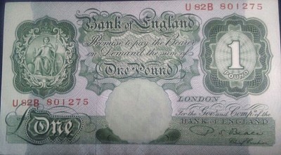 🔹From 1949 - 1955, the Bank of England released a very special Green £1 One Pound Banknote signed by P S Beale.